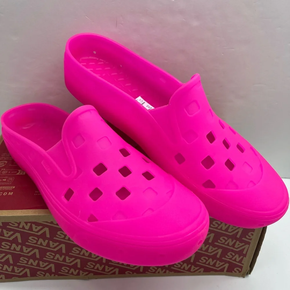 Vans Men’s Slip-On Mule Trk Hot Pink VN0005V8AFJ Vibrant Pink Slip-On Clogs